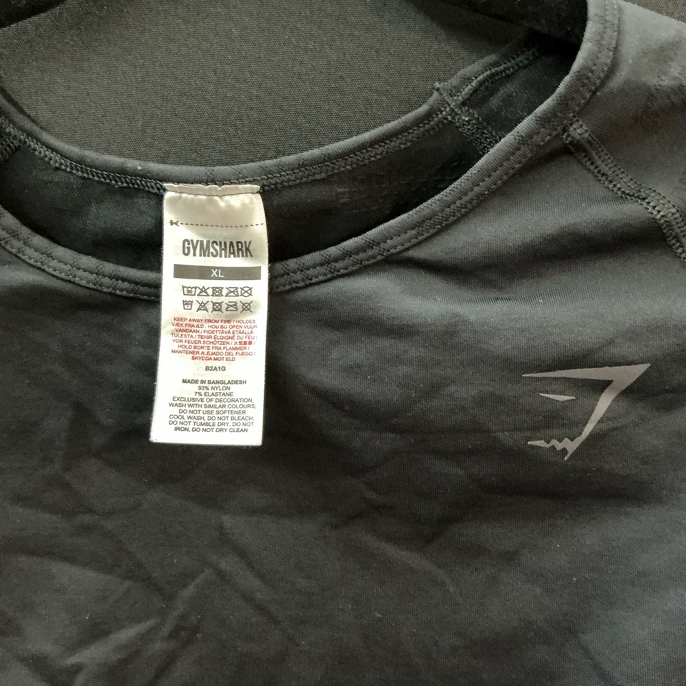 GYMSHARK Long Sleeve Cropped Athletic Top – XL - Picture 2 of 3